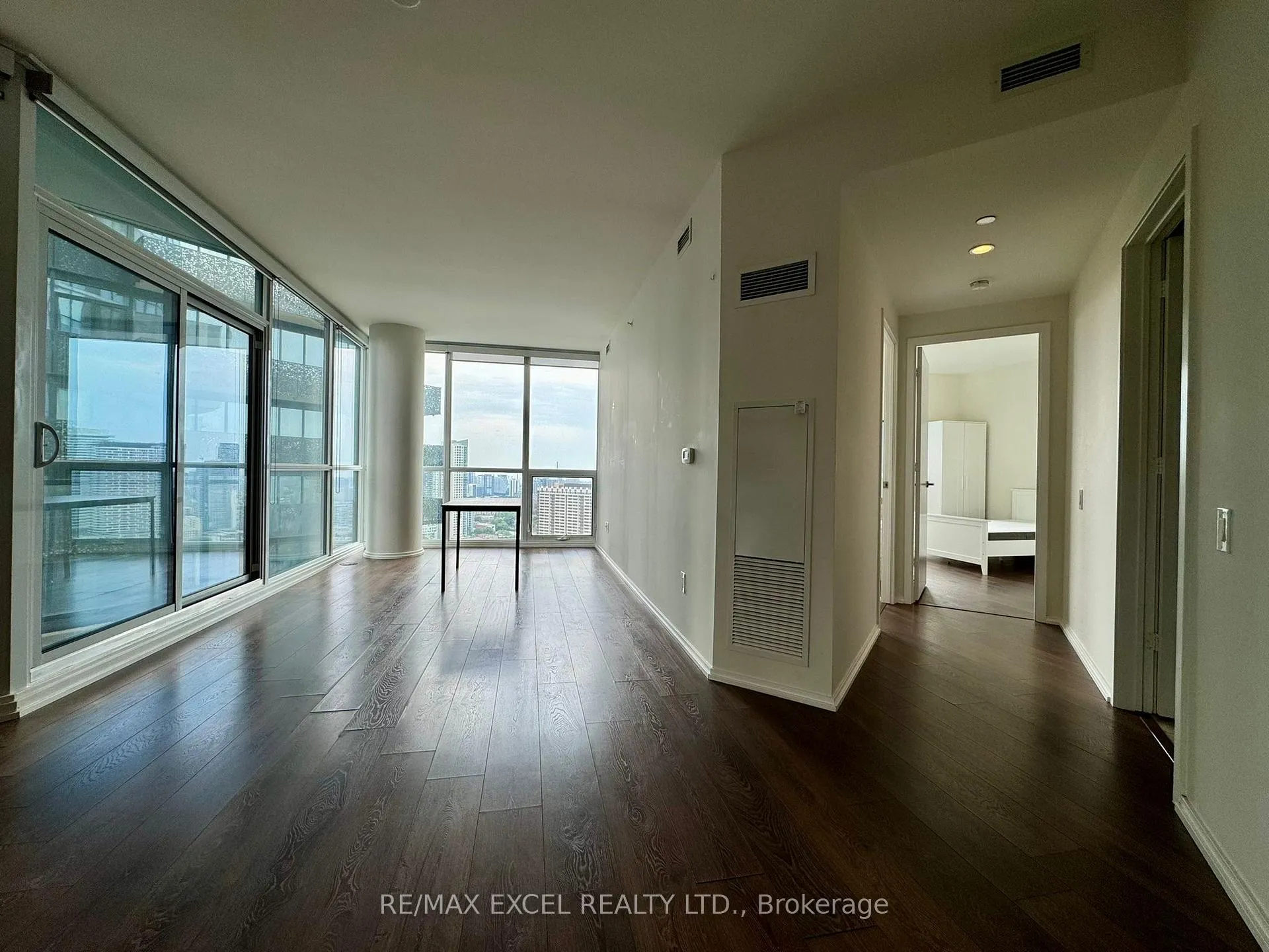 Photo 12 of Unit 3312, 45 Charles Street E, Toronto, Church-Yonge Corridor — HOMEH