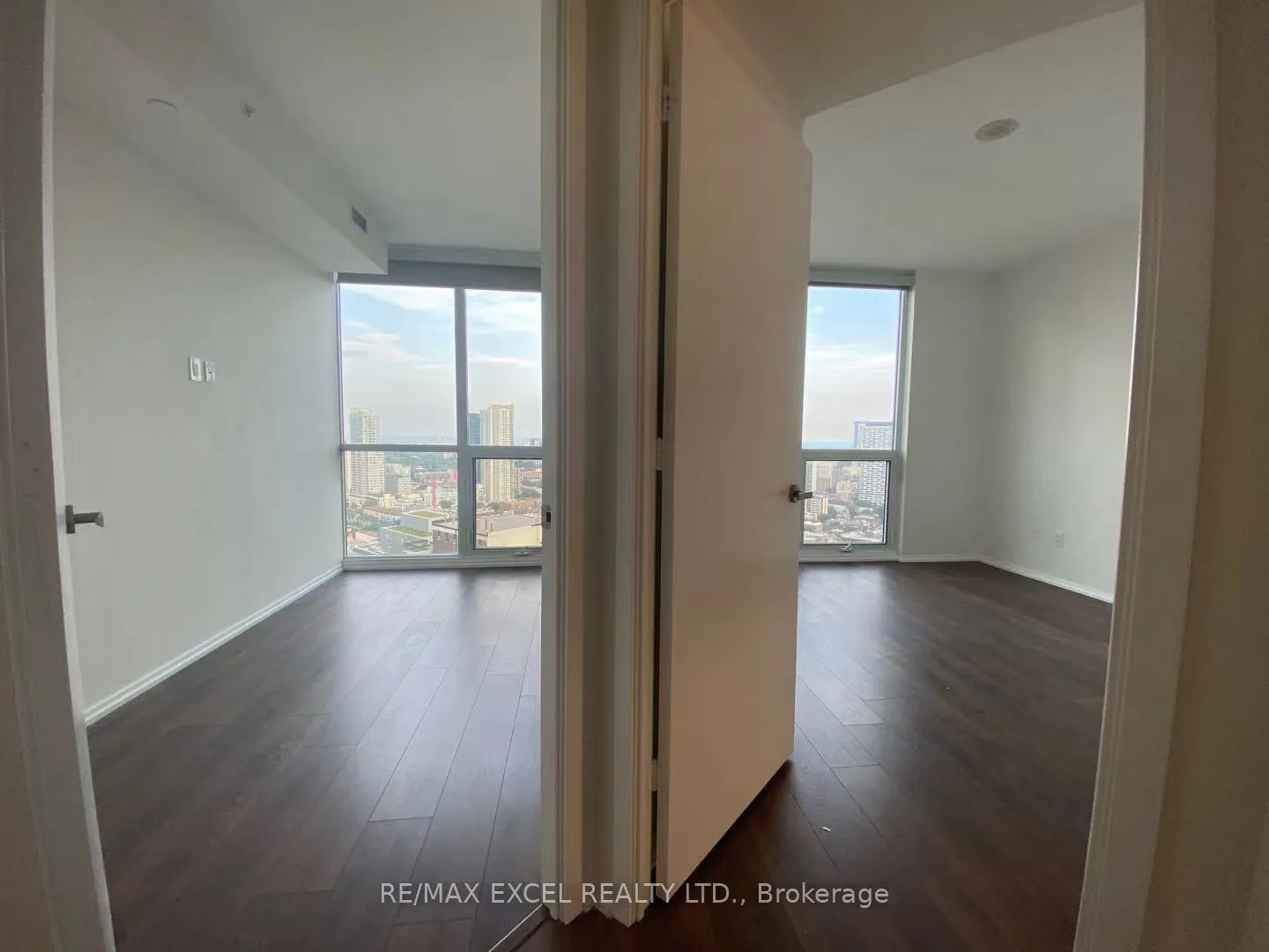Photo 24 of Unit 3312, 45 Charles Street E, Toronto, Church-Yonge Corridor — HOMEH