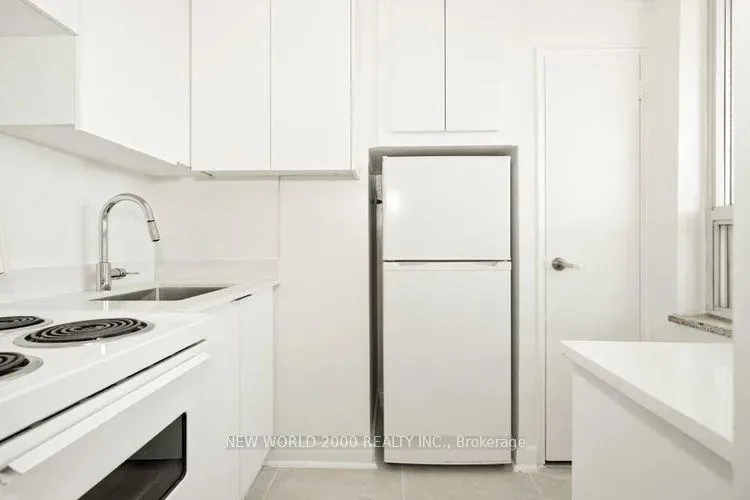 Photo 13 of Unit 1002, 88 Bernard Avenue, Toronto, The Annex — HOMEH
