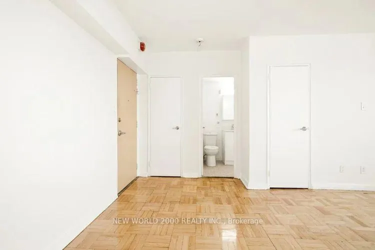 Photo 15 of Unit 1002, 88 Bernard Avenue, Toronto, The Annex — HOMEH