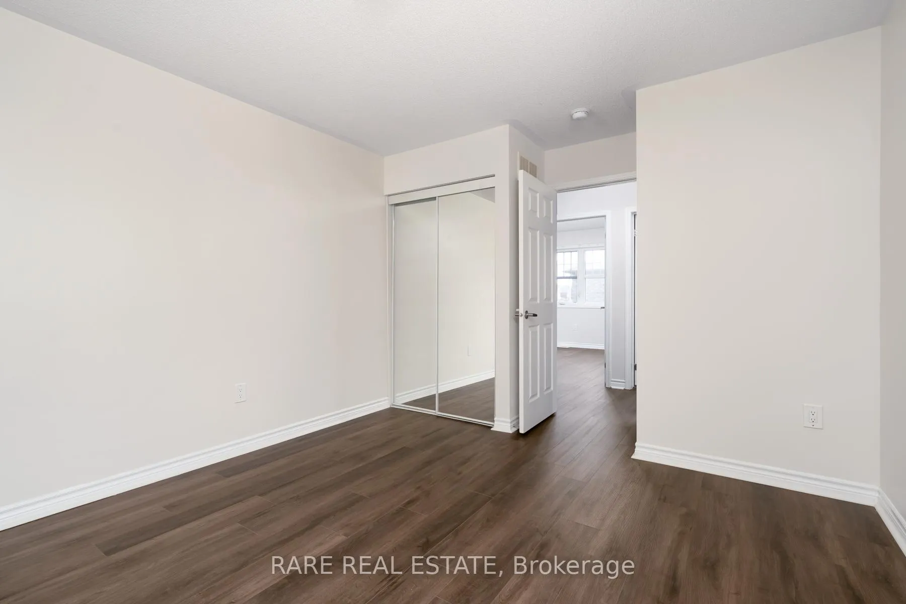 Photo 19 of 14 Bannister Crescent, Brampton, Northwest Brampton — HOMEH