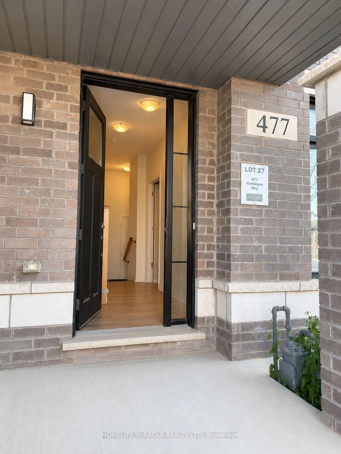 Photo 6 of 477 Provident Way, Hamilton, Mount Hope — HOMEH