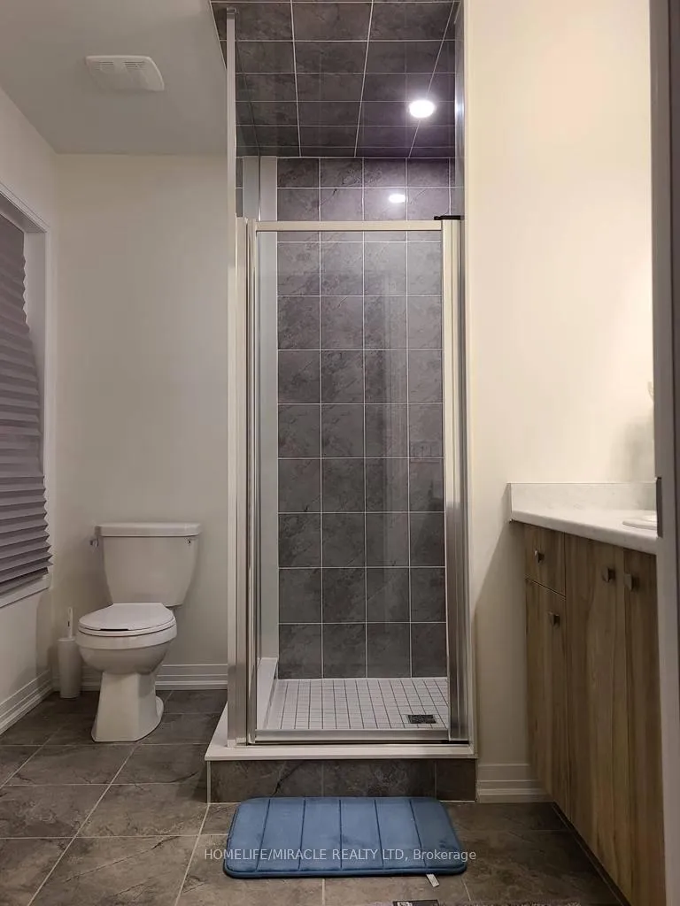 Photo 8 of 477 Provident Way, Hamilton, Mount Hope — HOMEH