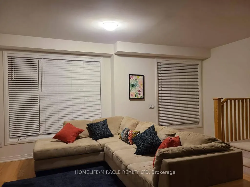 Photo 11 of 477 Provident Way, Hamilton, Mount Hope — HOMEH