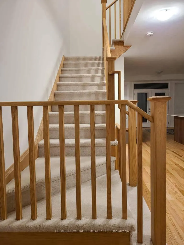Photo 15 of 477 Provident Way, Hamilton, Mount Hope — HOMEH
