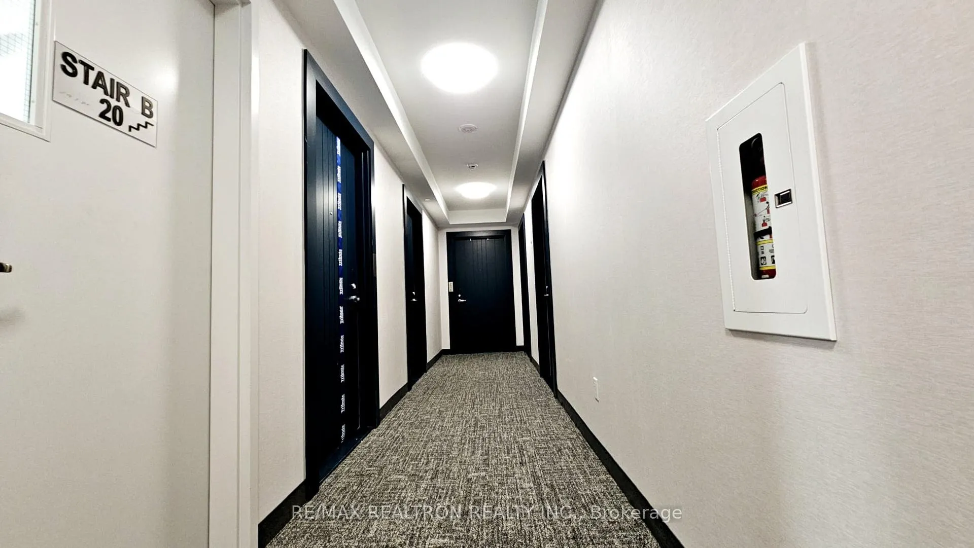 Photo 4 of Unit 2014, 2545 Simcoe Street N, Oshawa, Windfields — HOMEH
