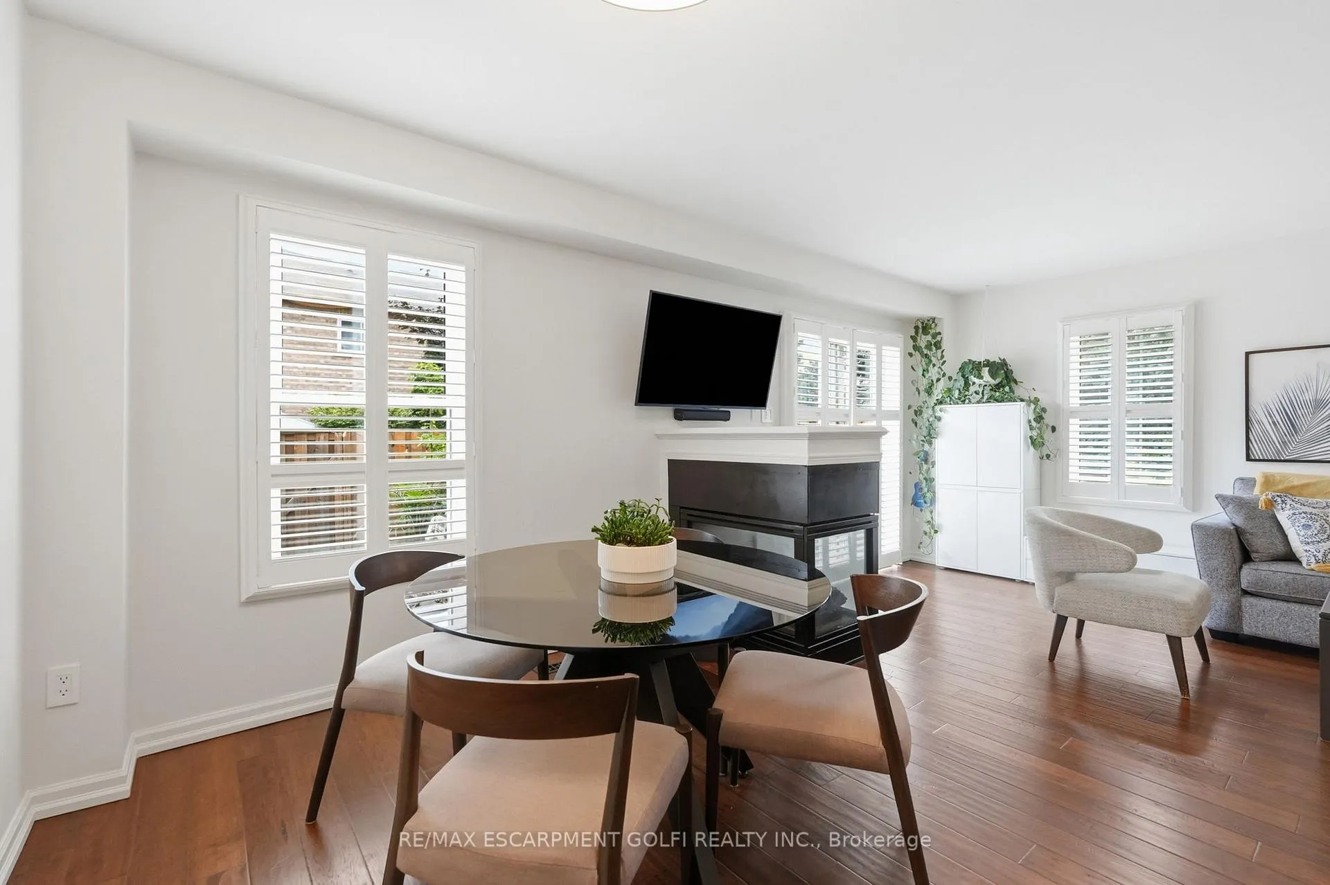 Photo 11 of Unit 34, 2022 Atkinson Drive, Burlington, Rose — HOMEH