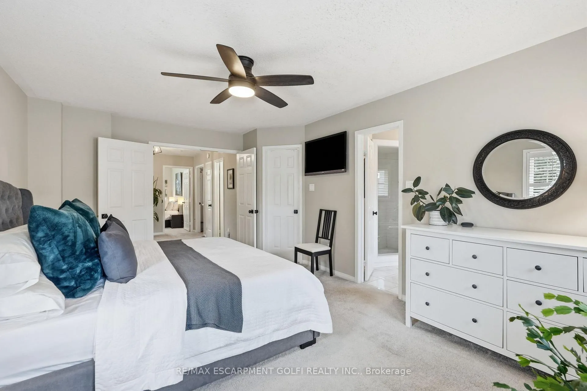 Photo 20 of Unit 34, 2022 Atkinson Drive, Burlington, Rose — HOMEH