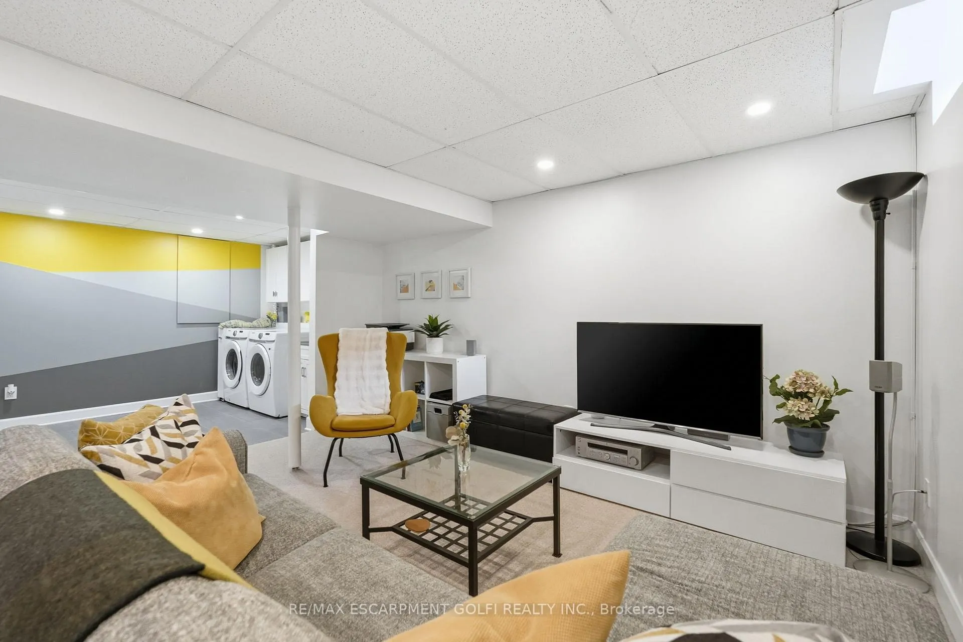 Photo 30 of Unit 34, 2022 Atkinson Drive, Burlington, Rose — HOMEH