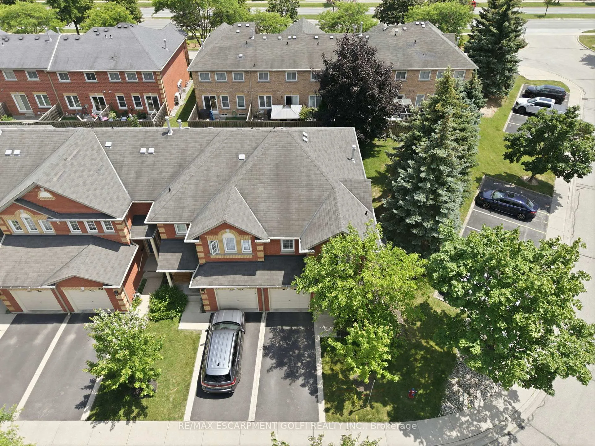 Photo 36 of Unit 34, 2022 Atkinson Drive, Burlington, Rose — HOMEH