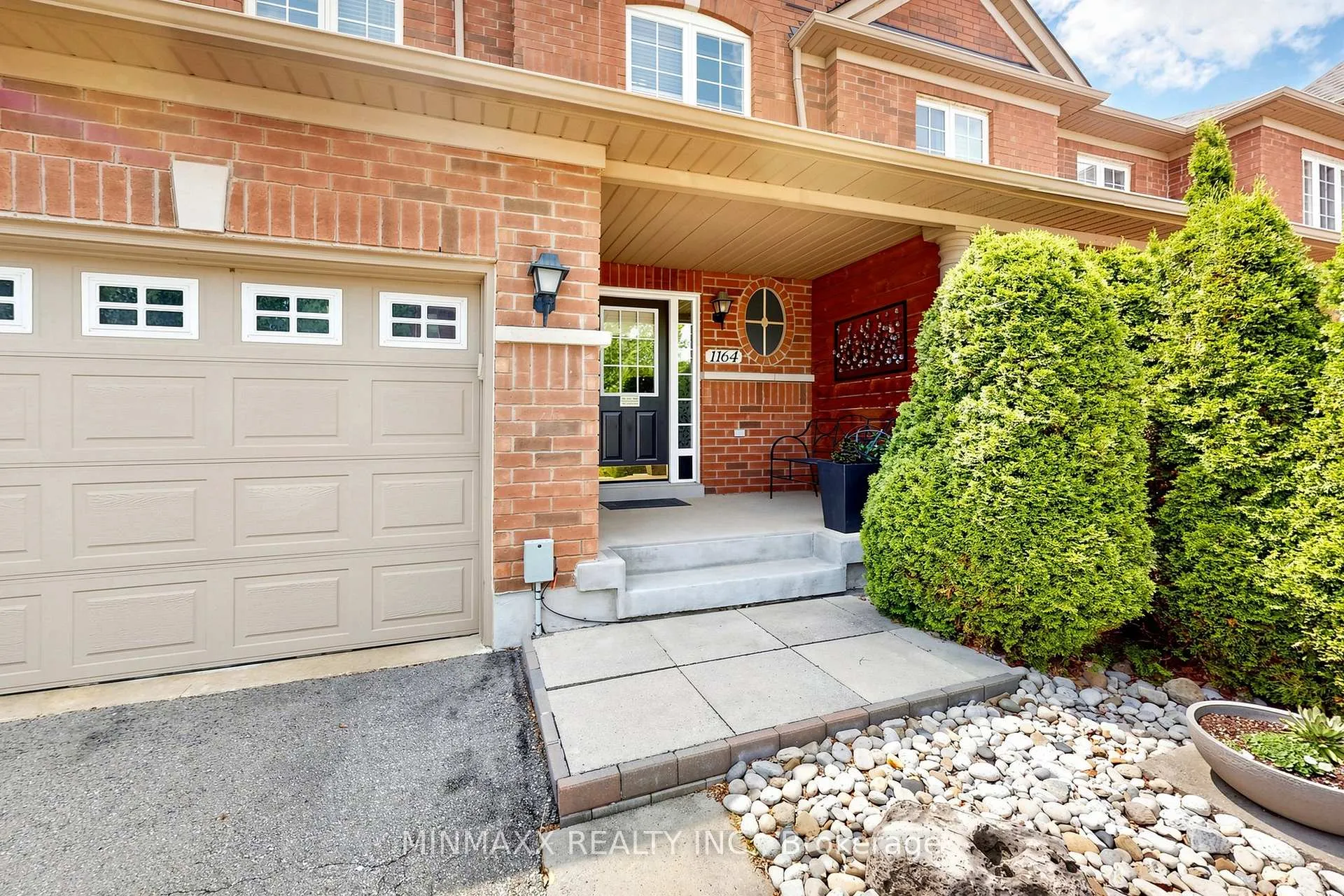Photo 2 of 1164 Chapman Crescent, Milton, Clarke — HOMEH
