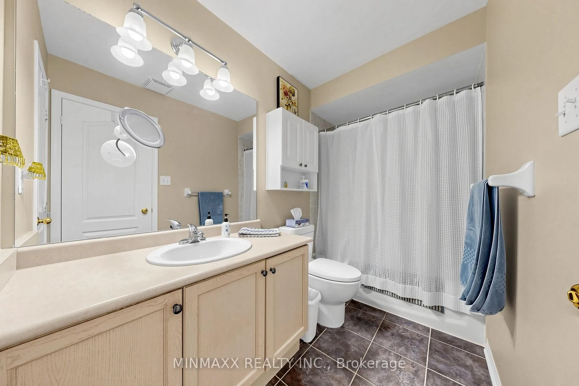 Photo 29 of 1164 Chapman Crescent, Milton, Clarke — HOMEH