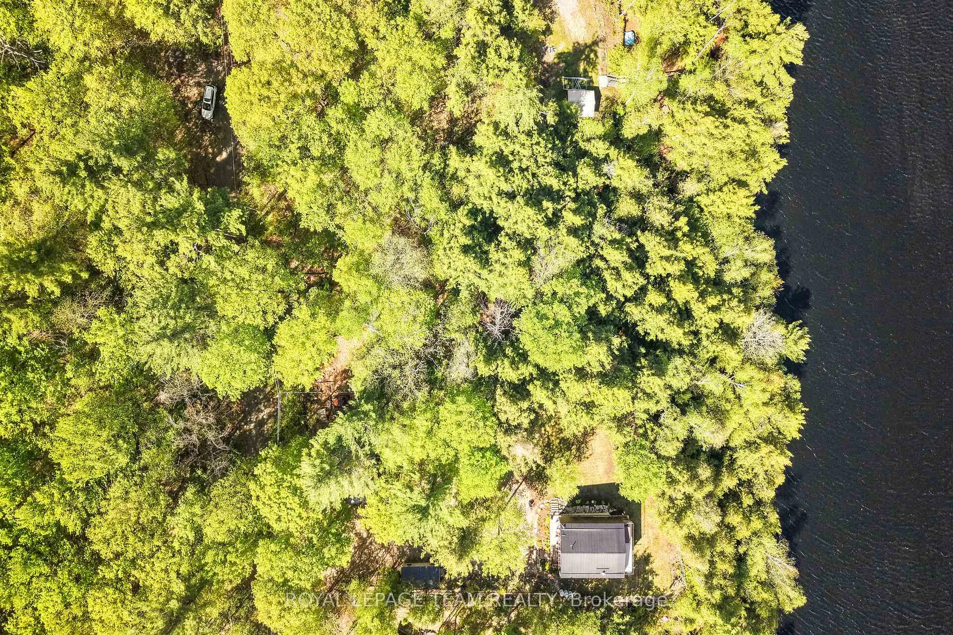 Photo 37 of 102 A & B Mcvicar Lane, McNab/Braeside, Mcnab/Braeside Twps — HOMEH