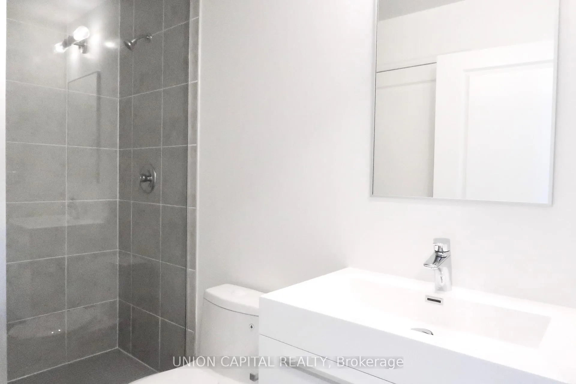 Photo 4 of Unit 418, 10 Rouge Valley Drive W, Markham, Unionville — HOMEH