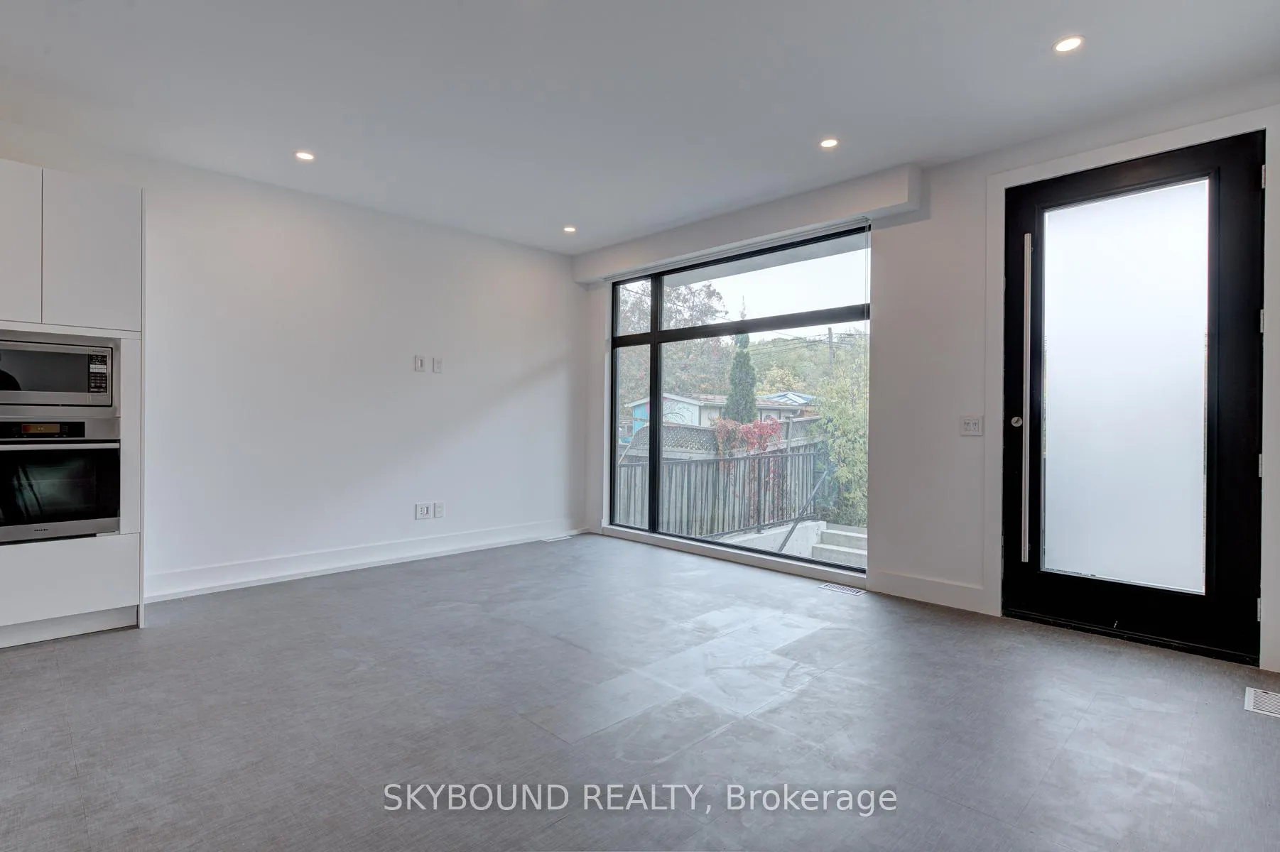 Photo 9 of Unit Main, 531 Arlington Avenue, Toronto, Humewood-Cedarvale — HOMEH