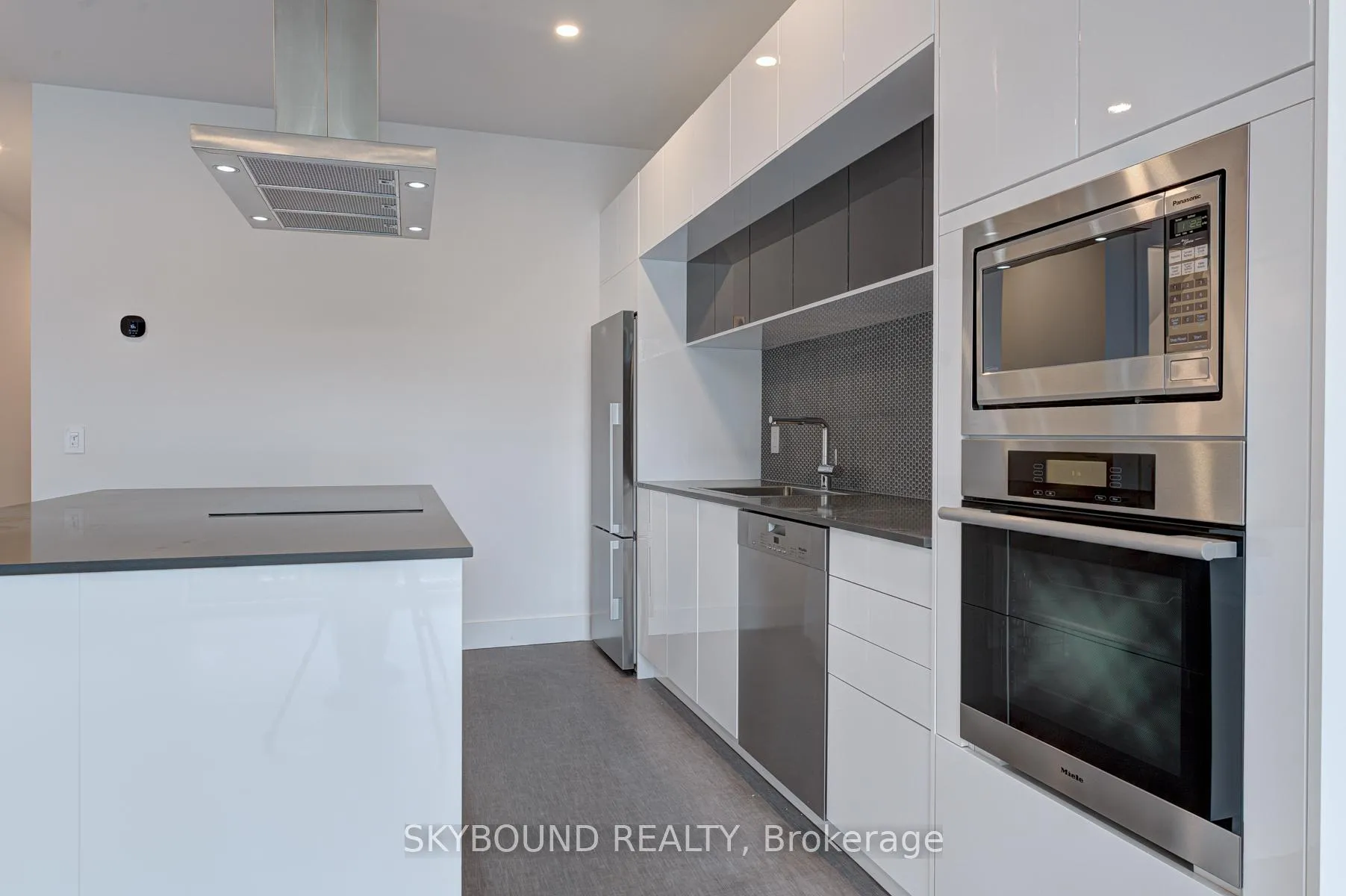 Photo 11 of Unit Main, 531 Arlington Avenue, Toronto, Humewood-Cedarvale — HOMEH