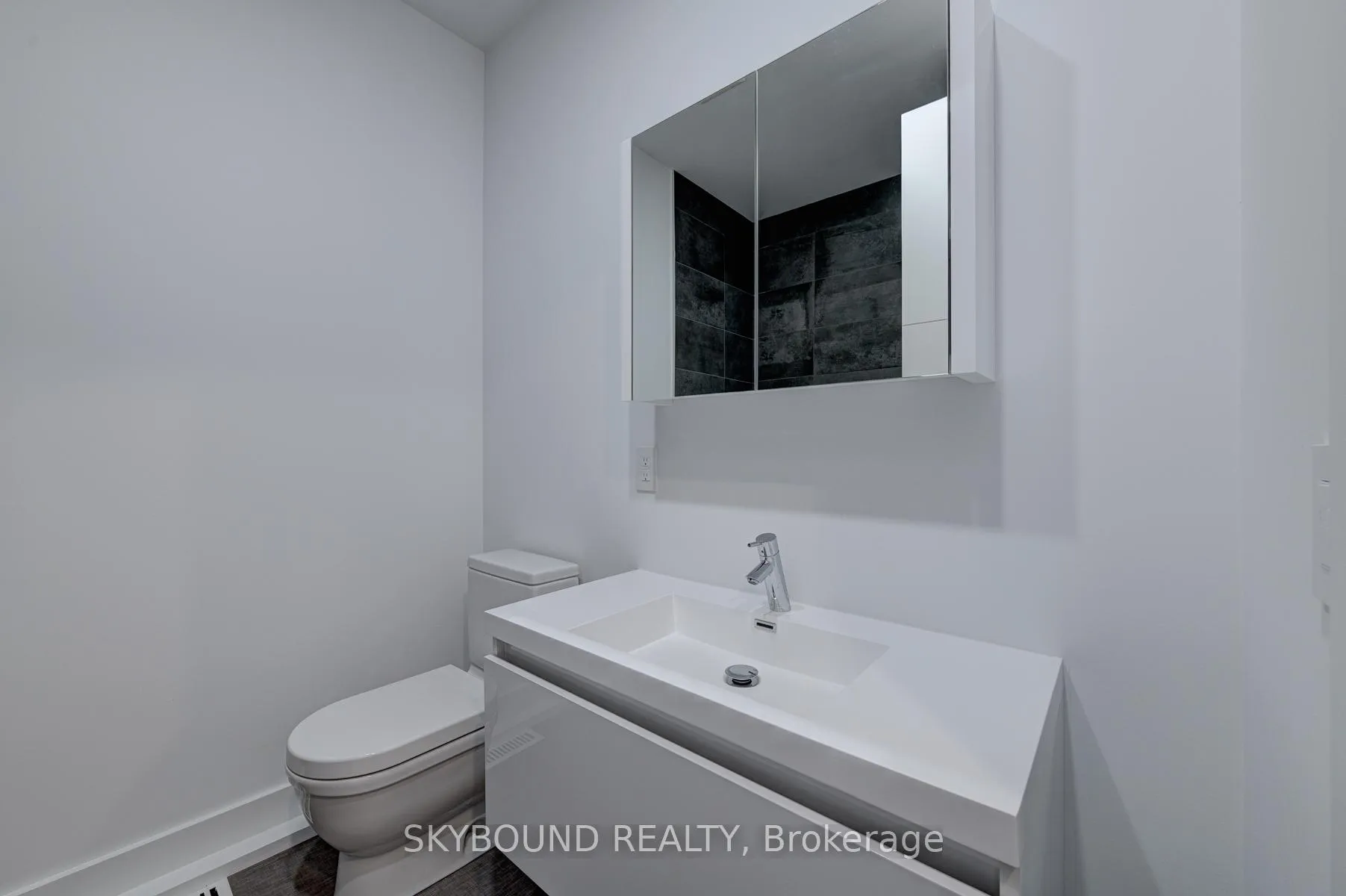 Photo 14 of Unit Main, 531 Arlington Avenue, Toronto, Humewood-Cedarvale — HOMEH
