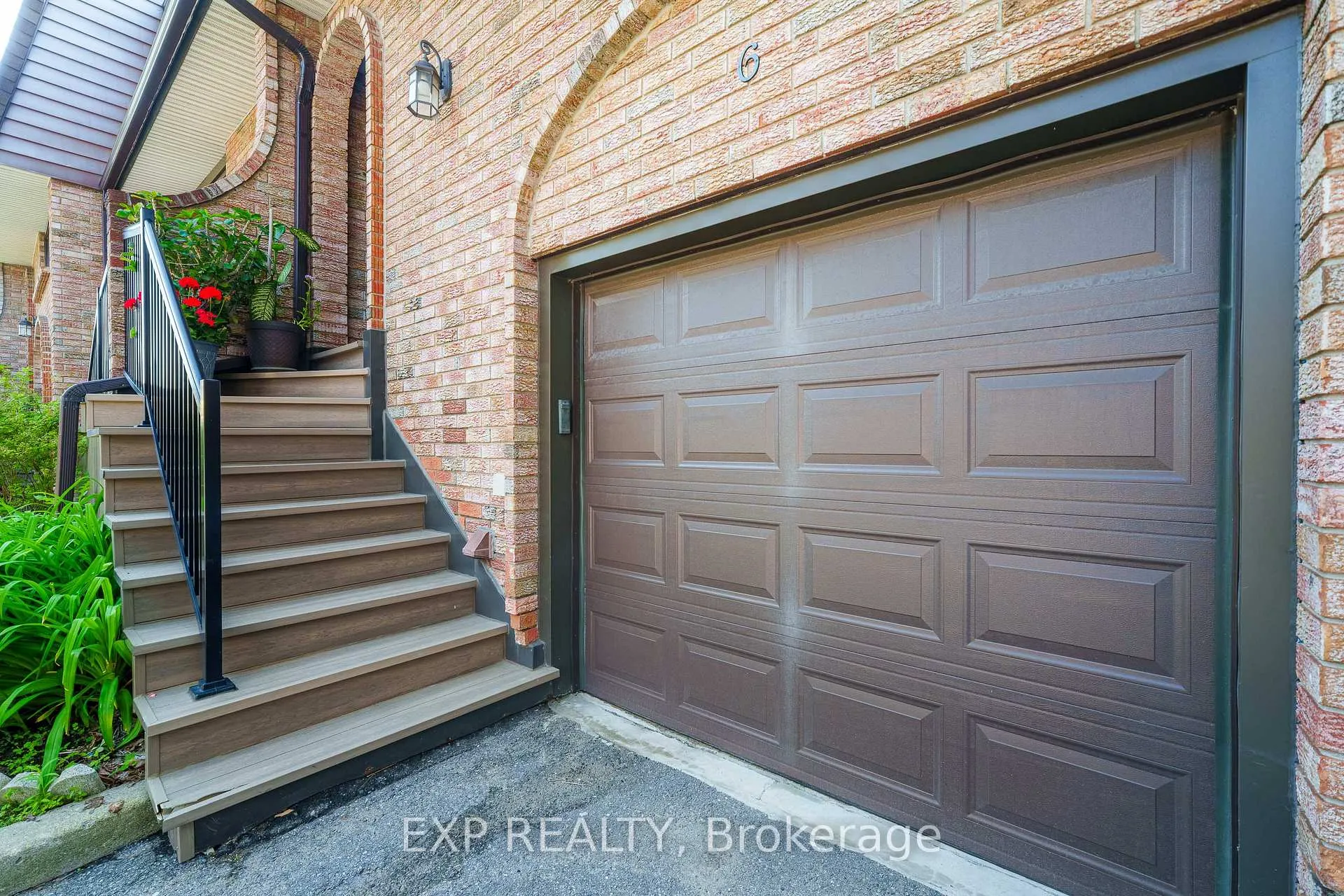 Photo 3 of Unit 6, 2 Bertona Street, Ottawa, Manordale — HOMEH