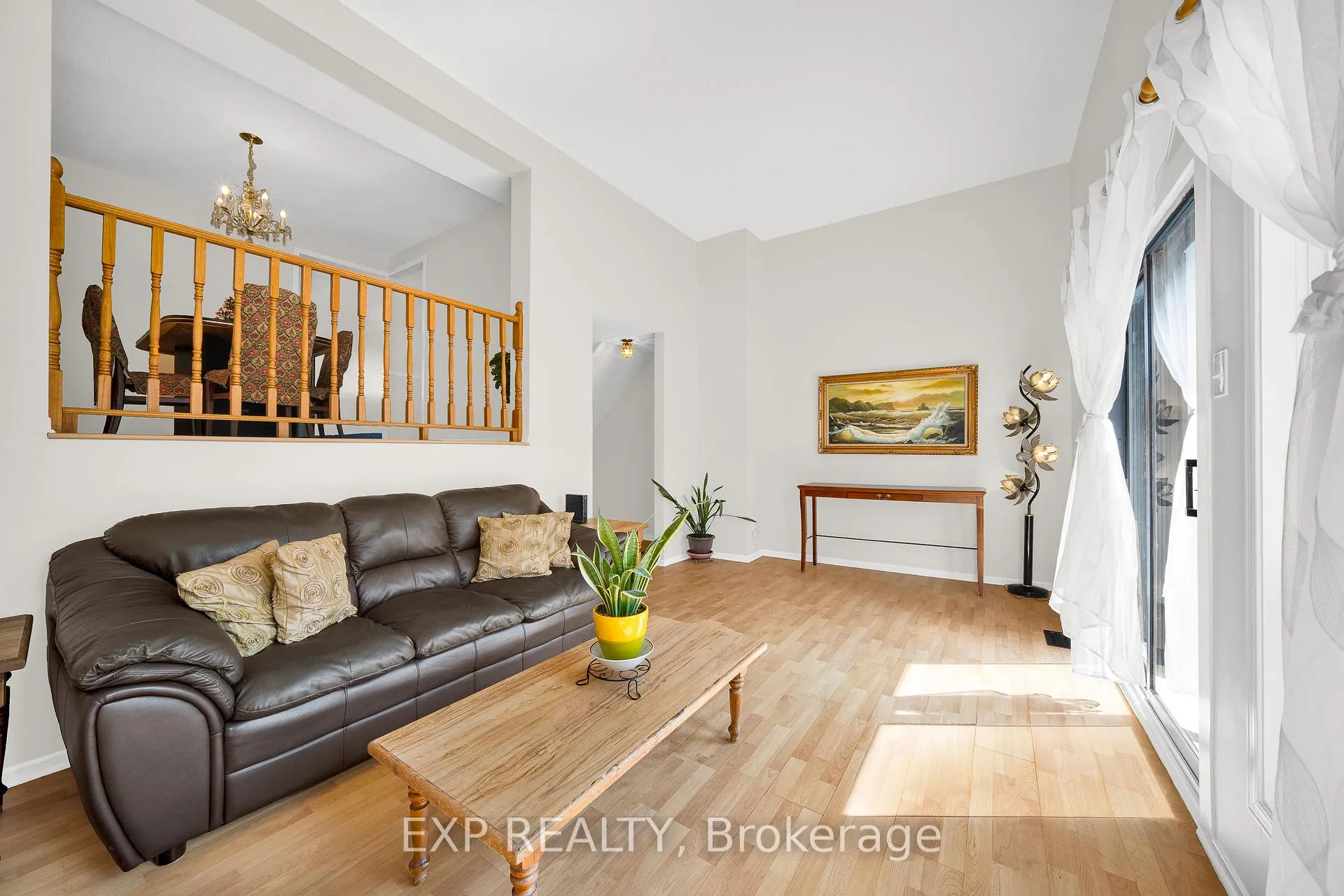 Photo 6 of Unit 6, 2 Bertona Street, Ottawa, Manordale — HOMEH