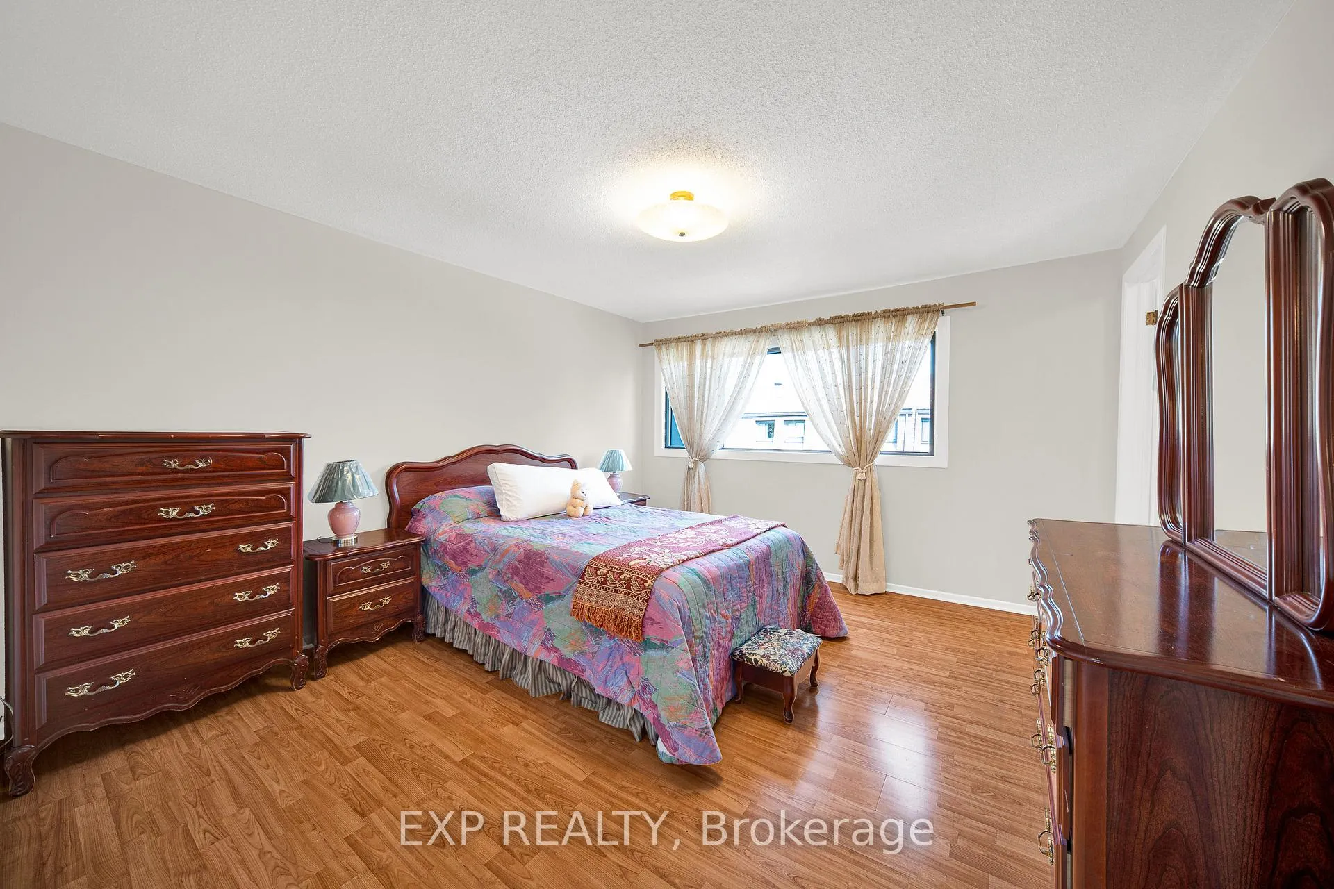 Photo 17 of Unit 6, 2 Bertona Street, Ottawa, Manordale — HOMEH