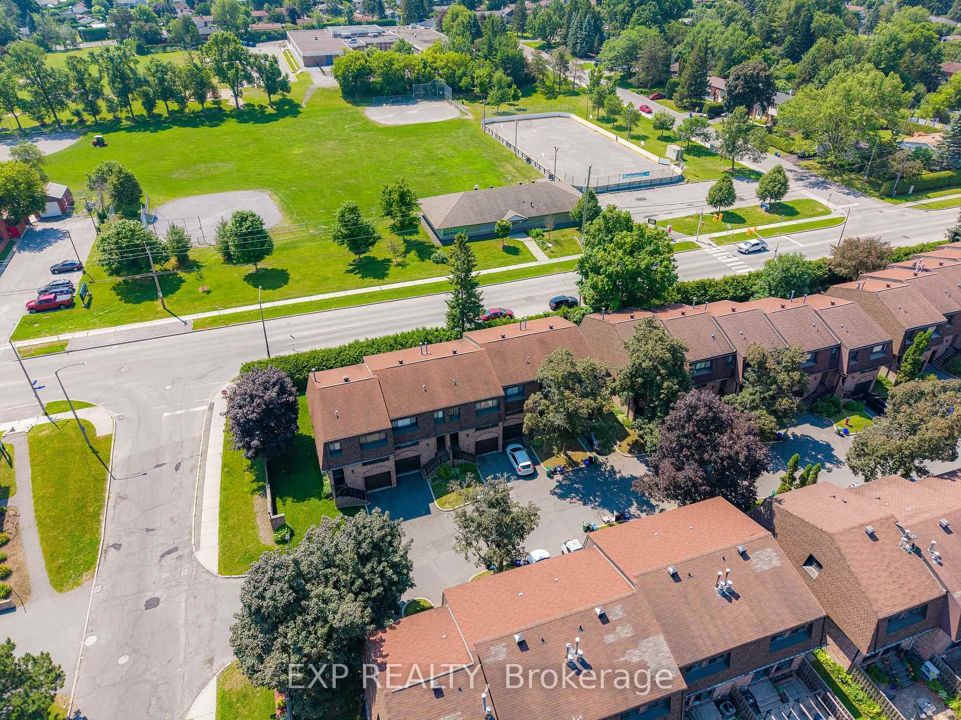 Photo 30 of Unit 6, 2 Bertona Street, Ottawa, Manordale — HOMEH