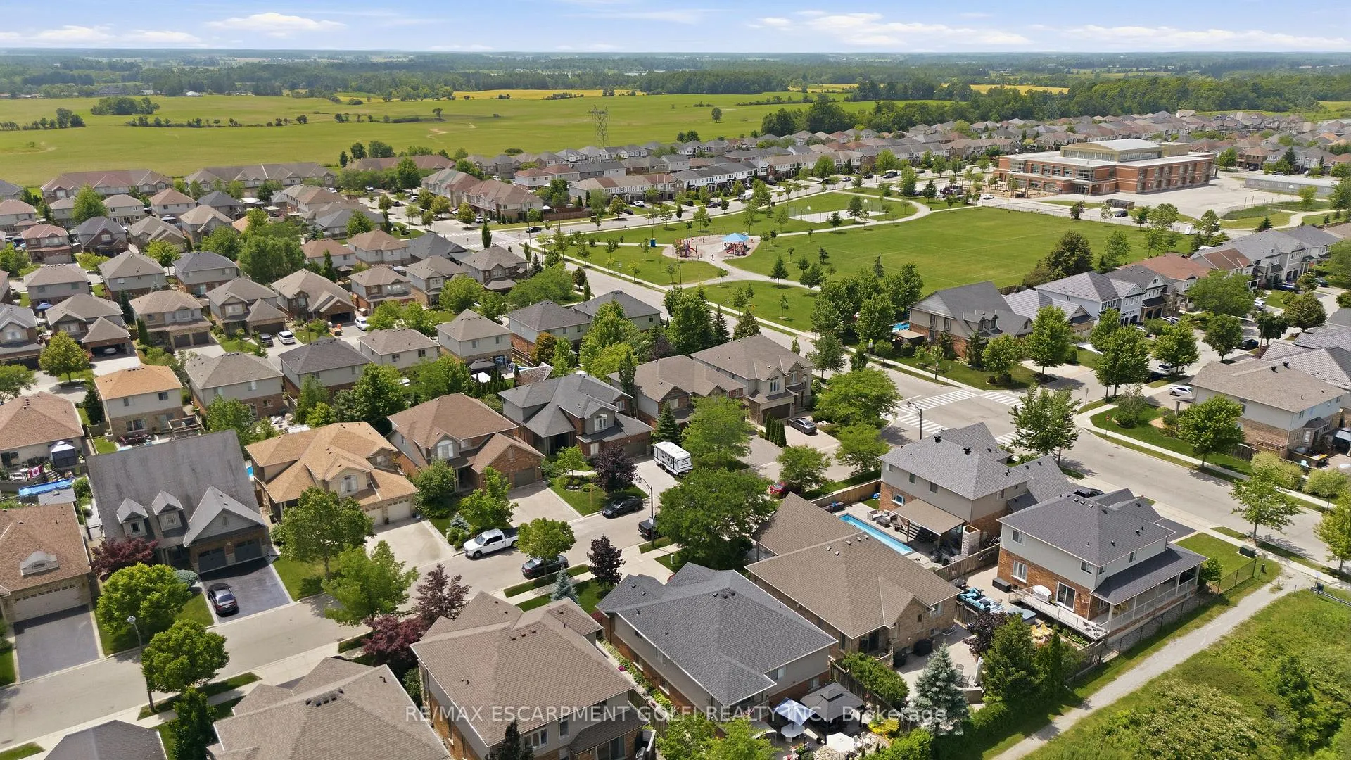 Photo 45 of 129 Magnificent Way, Hamilton, Binbrook — HOMEH