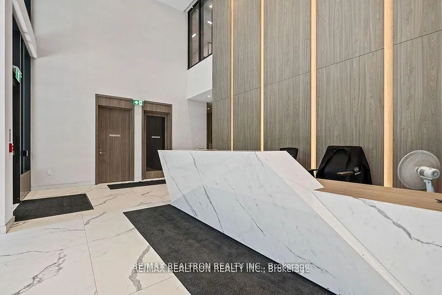 Photo 2 of Unit 3203, 65 Mutual Street, Toronto, Church-Yonge Corridor — HOMEH