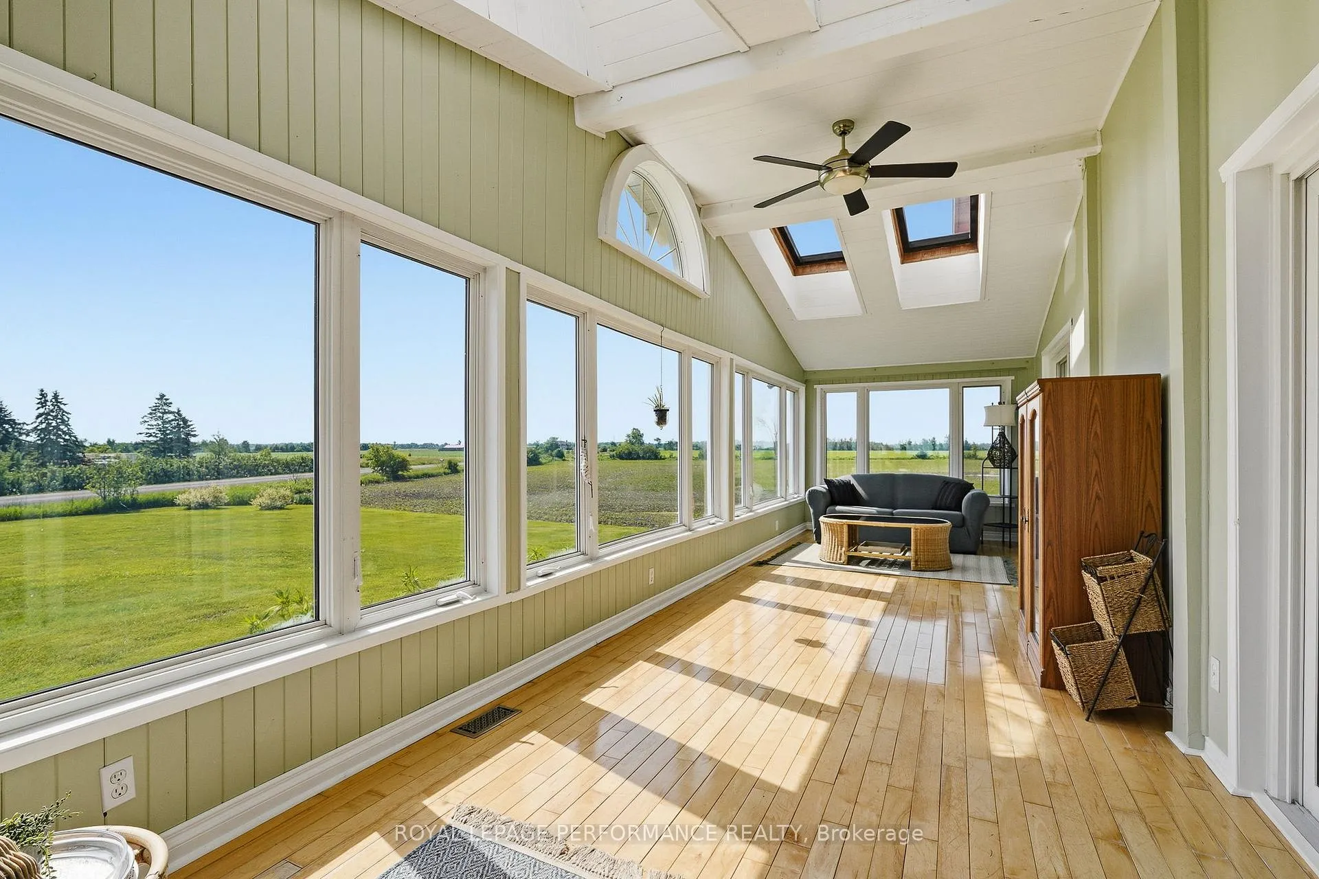 Photo 20 of 3012 Birchgrove Road, Ottawa, Cumberland West — HOMEH