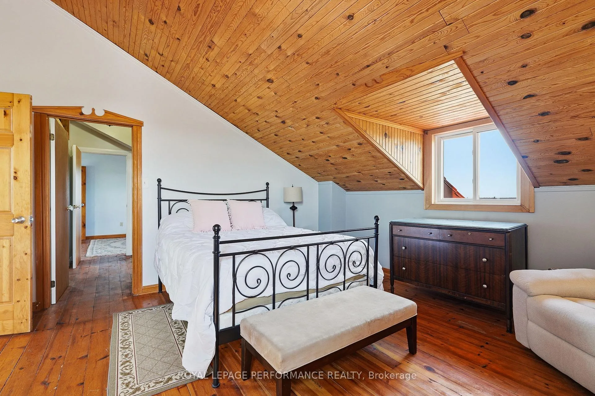 Photo 25 of 3012 Birchgrove Road, Ottawa, Cumberland West — HOMEH