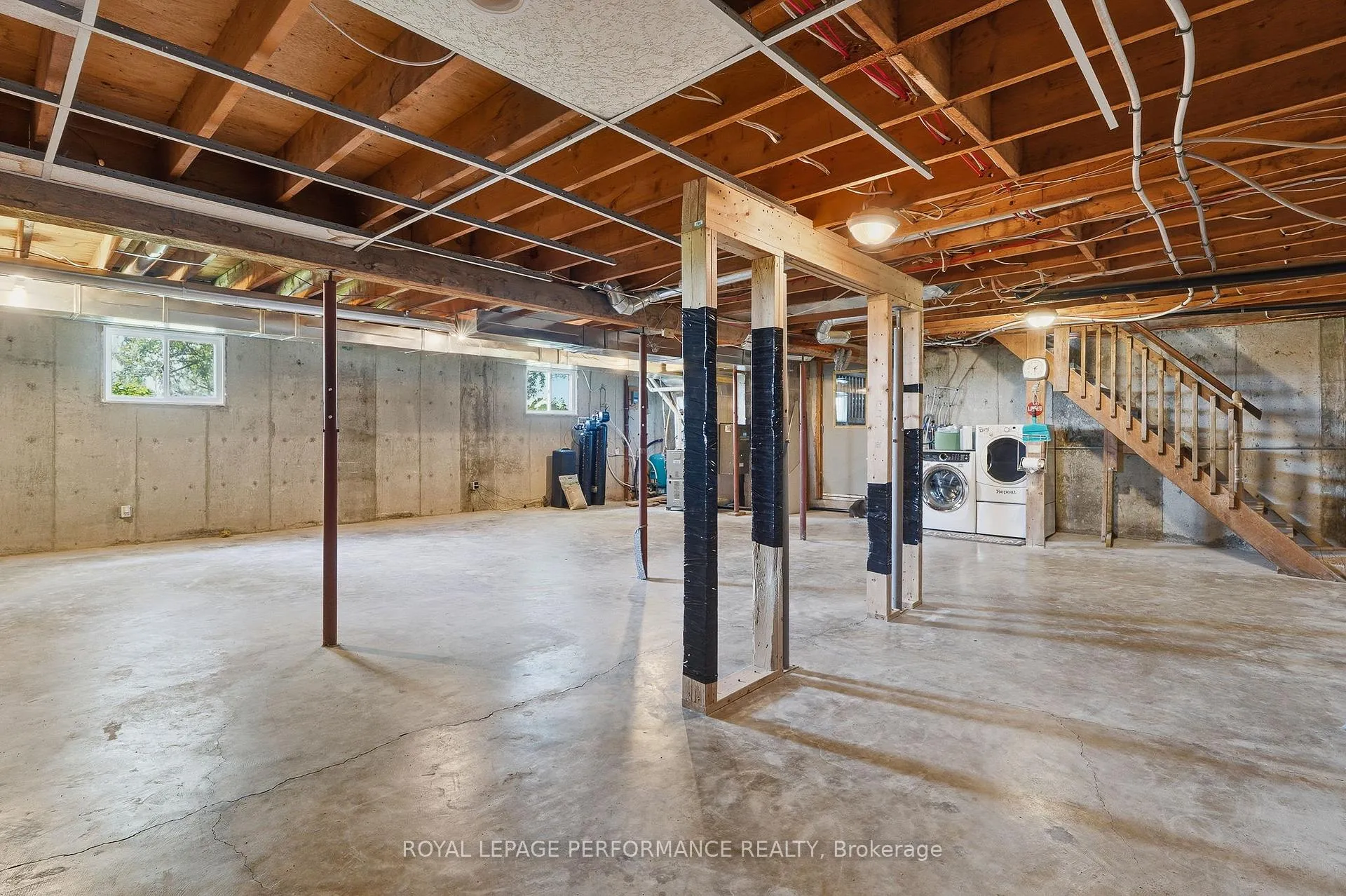 Photo 30 of 3012 Birchgrove Road, Ottawa, Cumberland West — HOMEH
