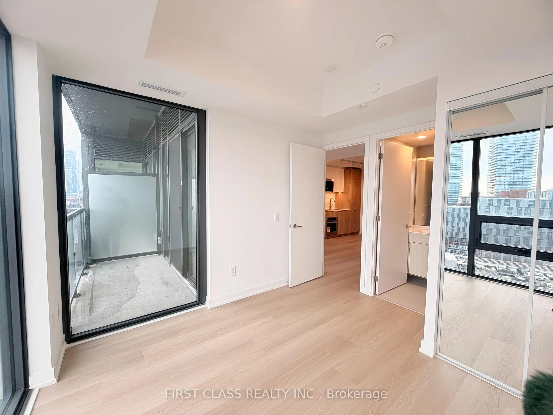 Photo 8 of Unit PH11, 28 Eastern Avenue, Toronto, Moss Park — HOMEH