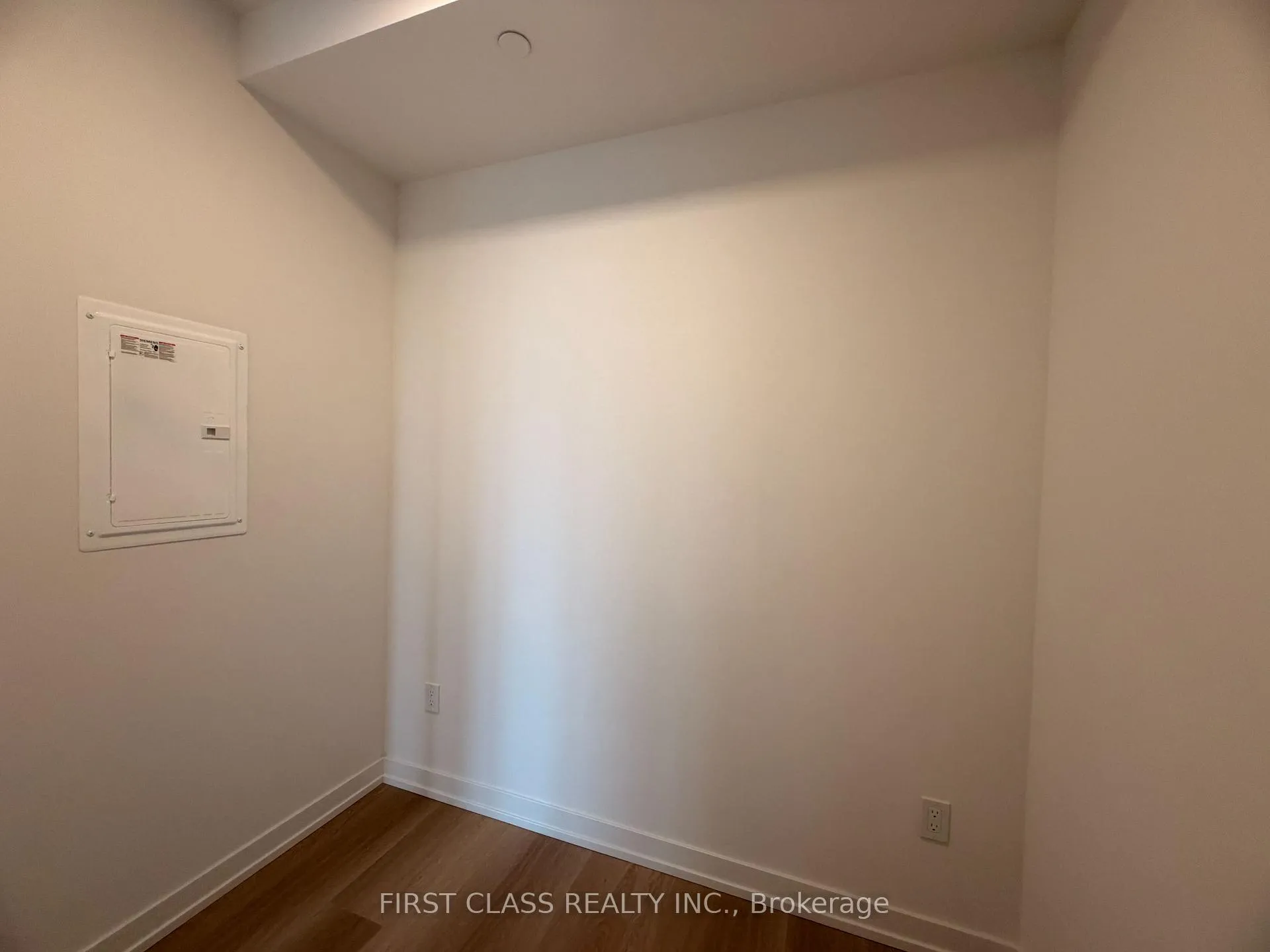 Photo 10 of Unit PH11, 28 Eastern Avenue, Toronto, Moss Park — HOMEH
