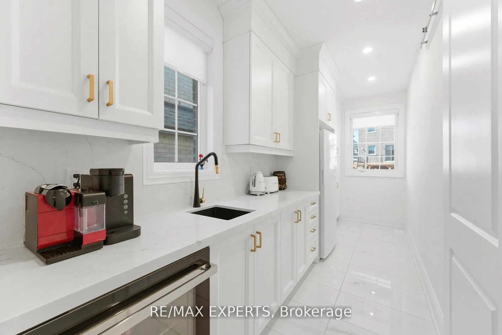 Photo 17 of 54 Winthrop Crescent, Vaughan, Vellore Village — HOMEH