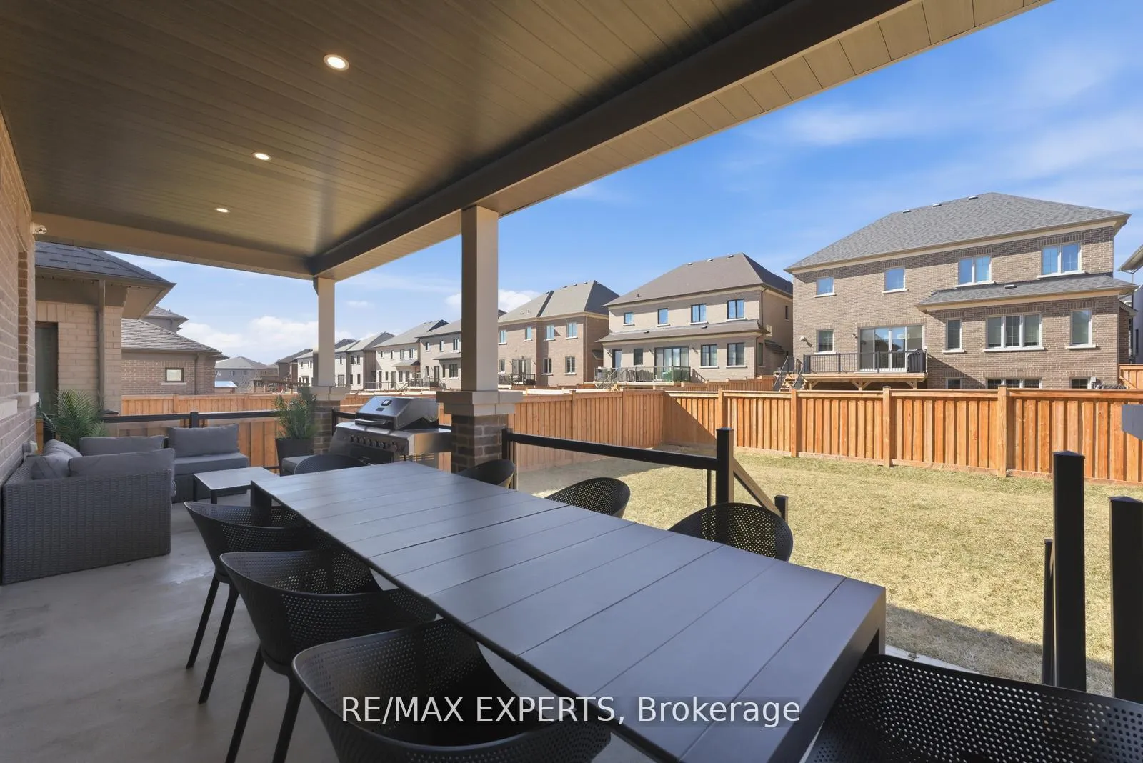 Photo 43 of 54 Winthrop Crescent, Vaughan, Vellore Village — HOMEH