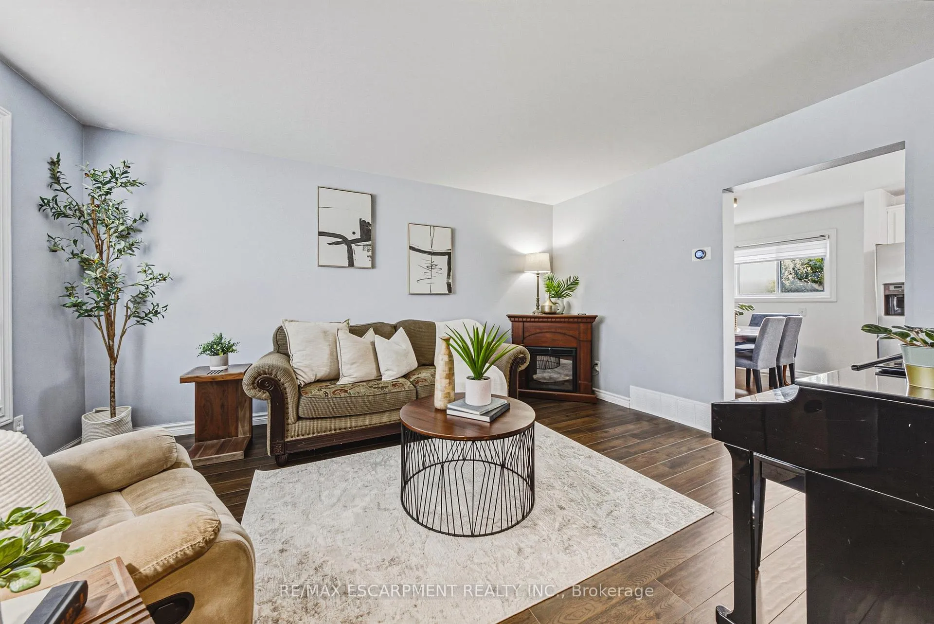 Photo 8 of 29 Hopewell Crescent, Hamilton, Stoney Creek Mountain — HOMEH