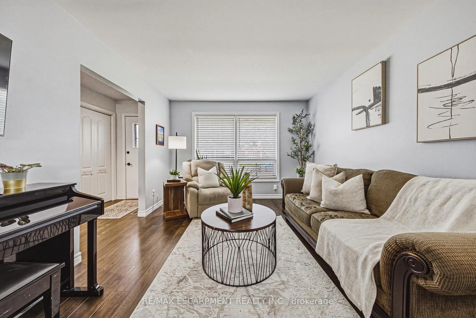 Photo 9 of 29 Hopewell Crescent, Hamilton, Stoney Creek Mountain — HOMEH