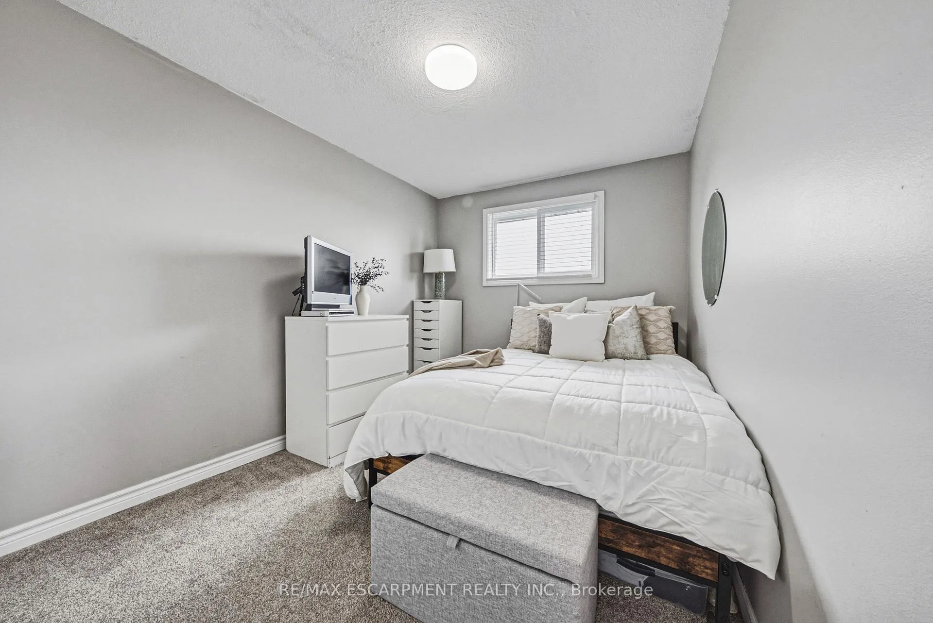 Photo 17 of 29 Hopewell Crescent, Hamilton, Stoney Creek Mountain — HOMEH