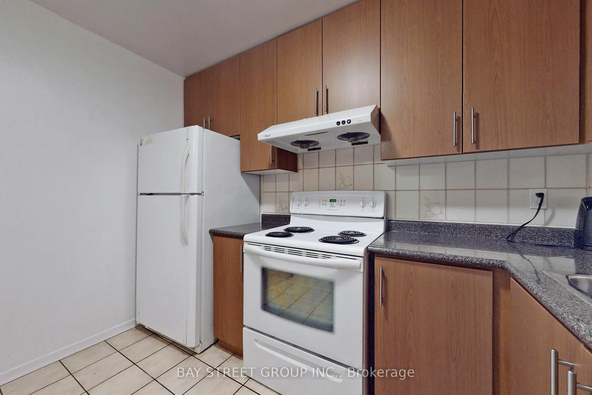 Photo 16 of Unit 2E, 150 Beverley Street, Toronto, Kensington-Chinatown — HOMEH