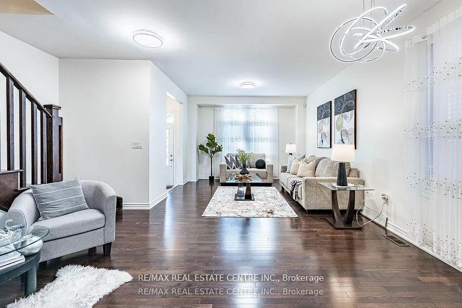 Photo 11 of 248 Inspire Boulevard, Brampton, Sandringham-Wellington North — HOMEH