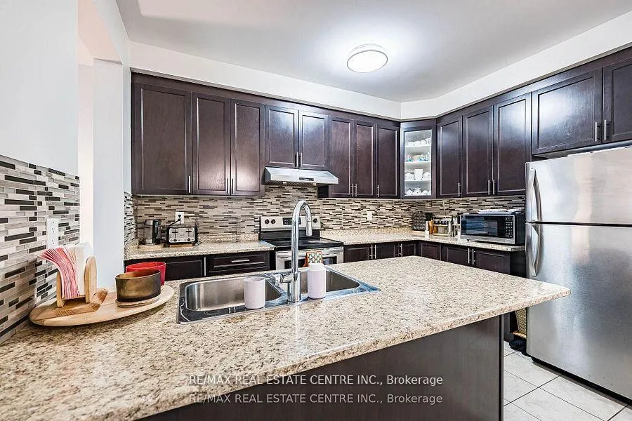 Photo 16 of 248 Inspire Boulevard, Brampton, Sandringham-Wellington North — HOMEH