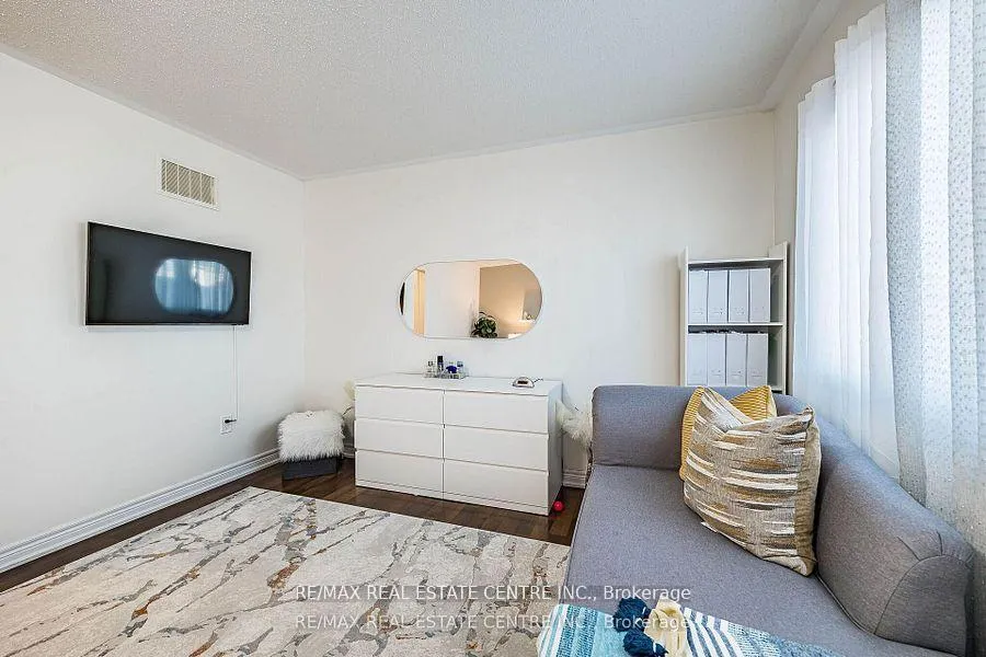 Photo 29 of 248 Inspire Boulevard, Brampton, Sandringham-Wellington North — HOMEH
