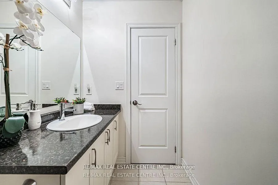 Photo 38 of 248 Inspire Boulevard, Brampton, Sandringham-Wellington North — HOMEH