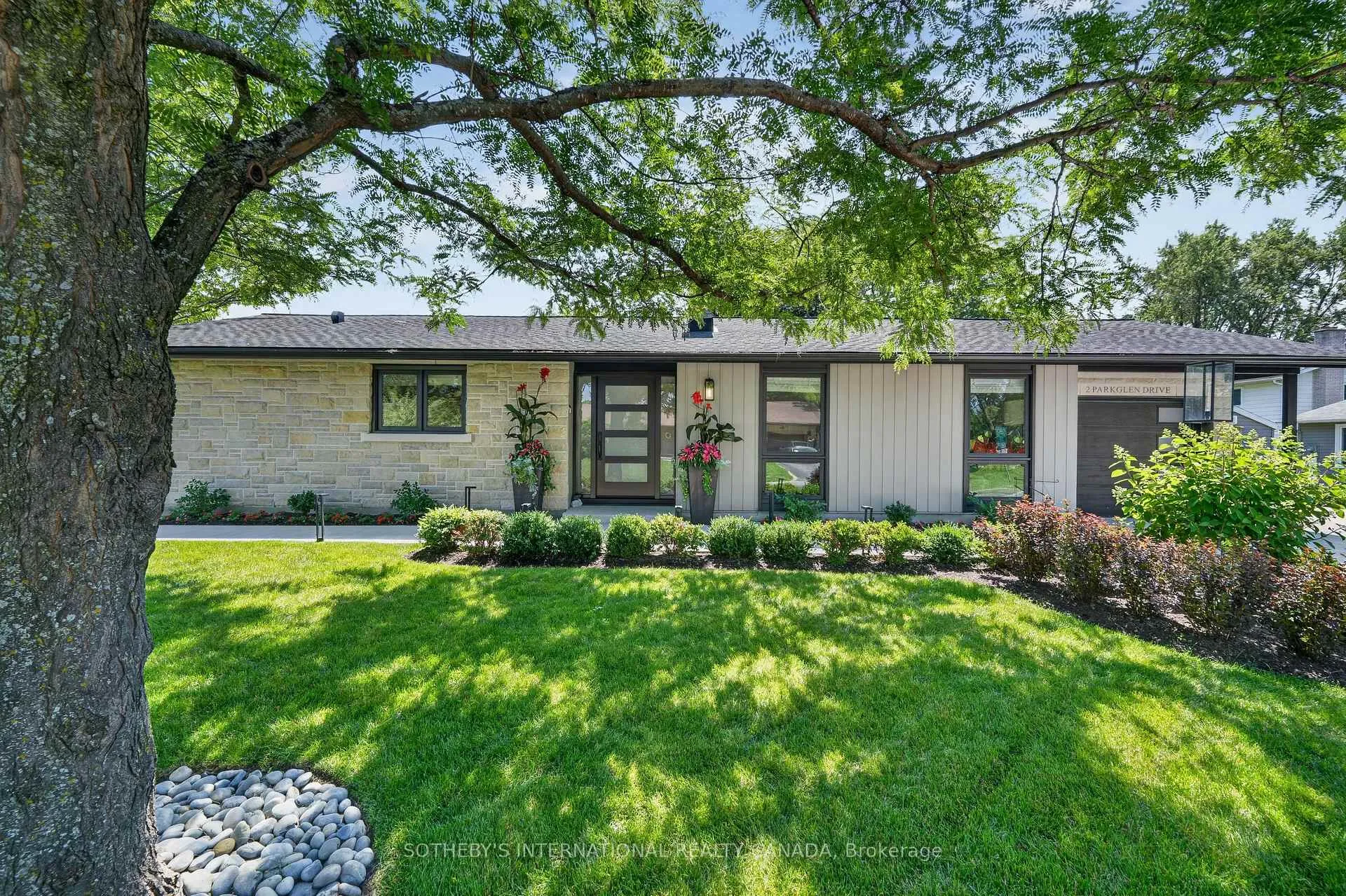 Photo 1 of 2 Parkglen Drive, Ottawa, Meadowlands/St. Claire Gardens — HOMEH