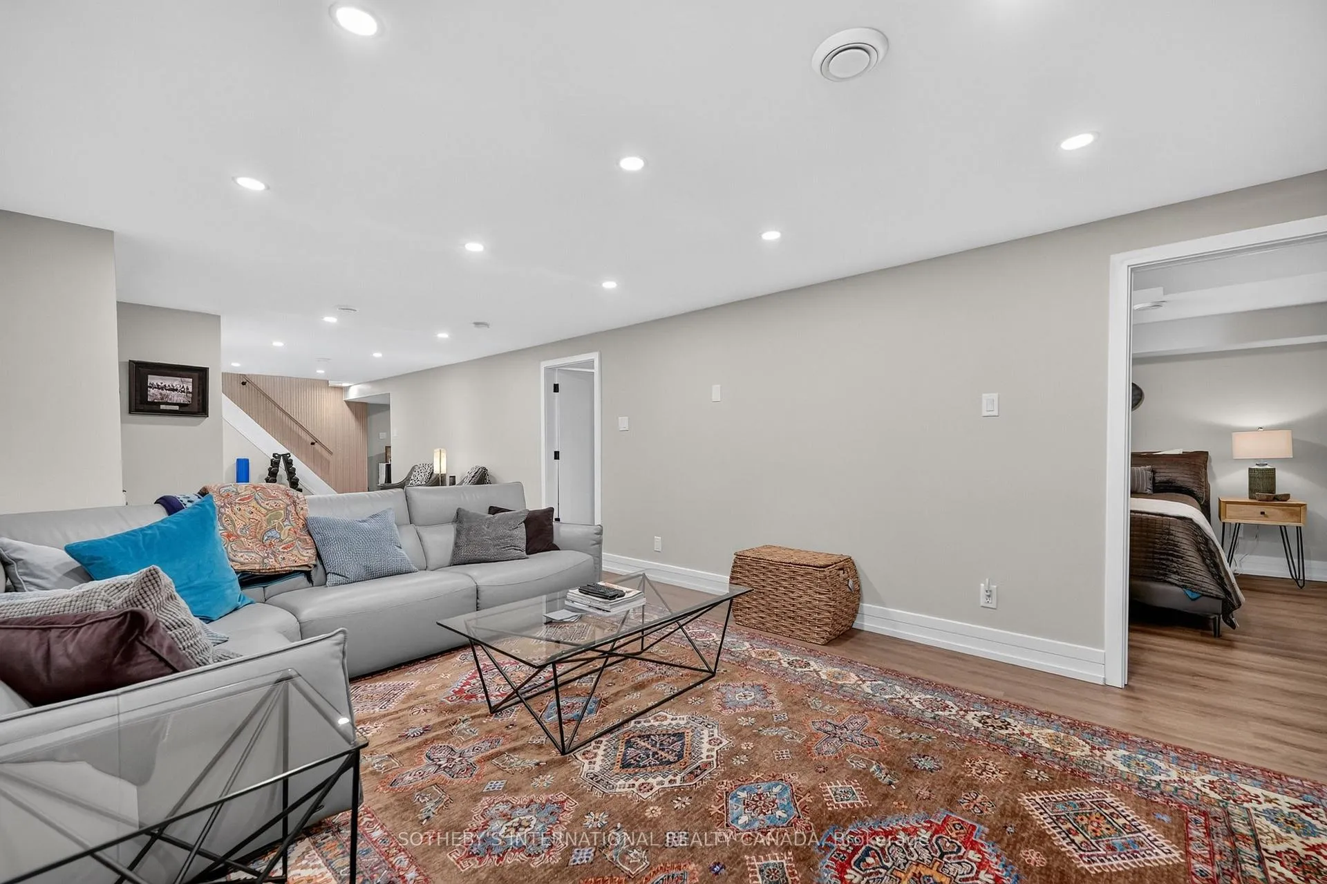 Photo 31 of 2 Parkglen Drive, Ottawa, Meadowlands/St. Claire Gardens — HOMEH