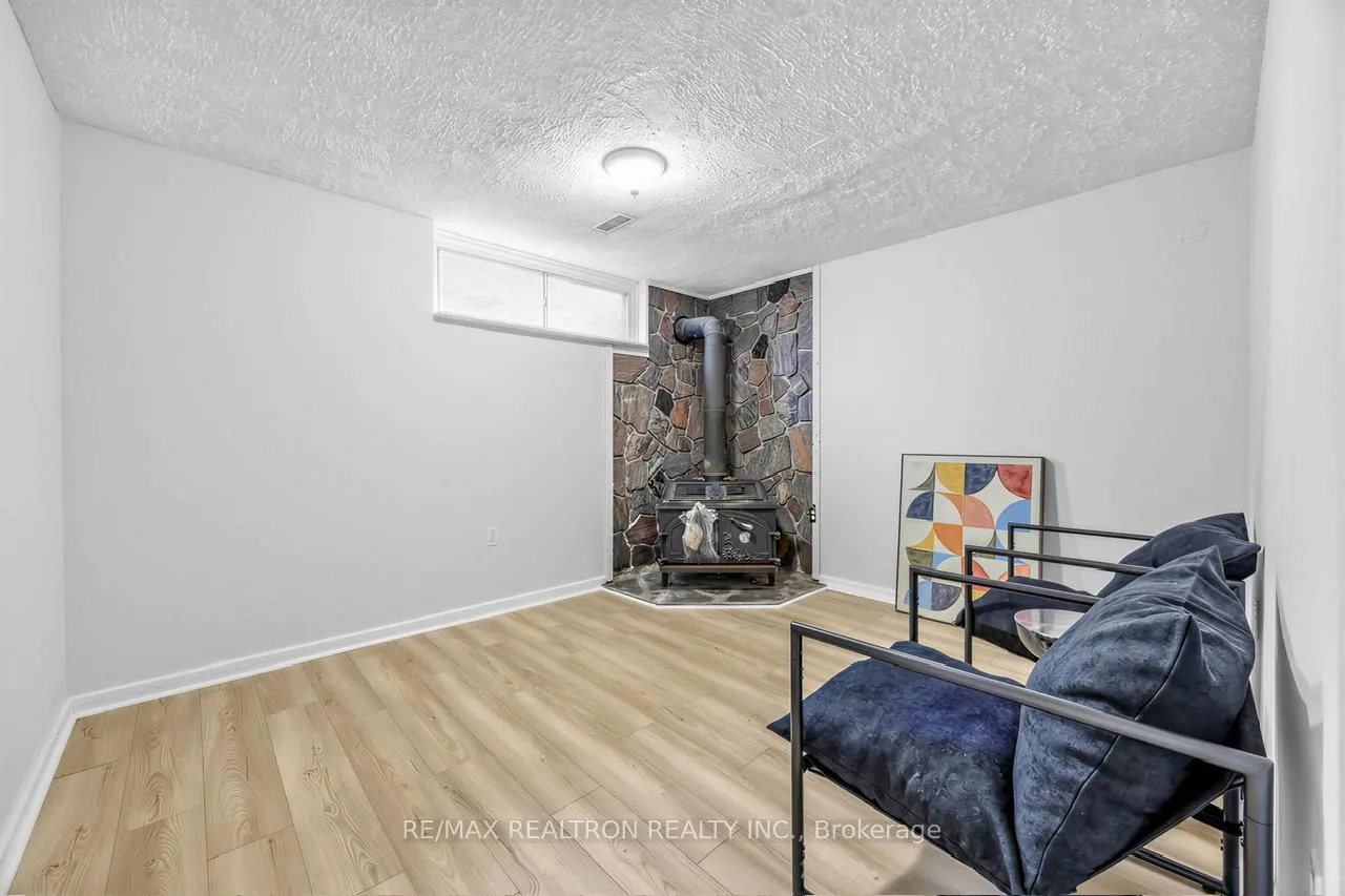 Photo 34 of 34 Marilake Drive, Scarborough, Agincourt South-Malvern West — HOMEH