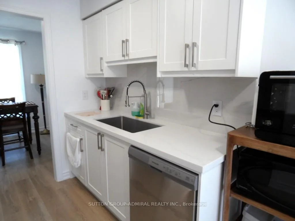 Photo 15 of 65 Delaney Crescent, Barrie, Northwest — HOMEH