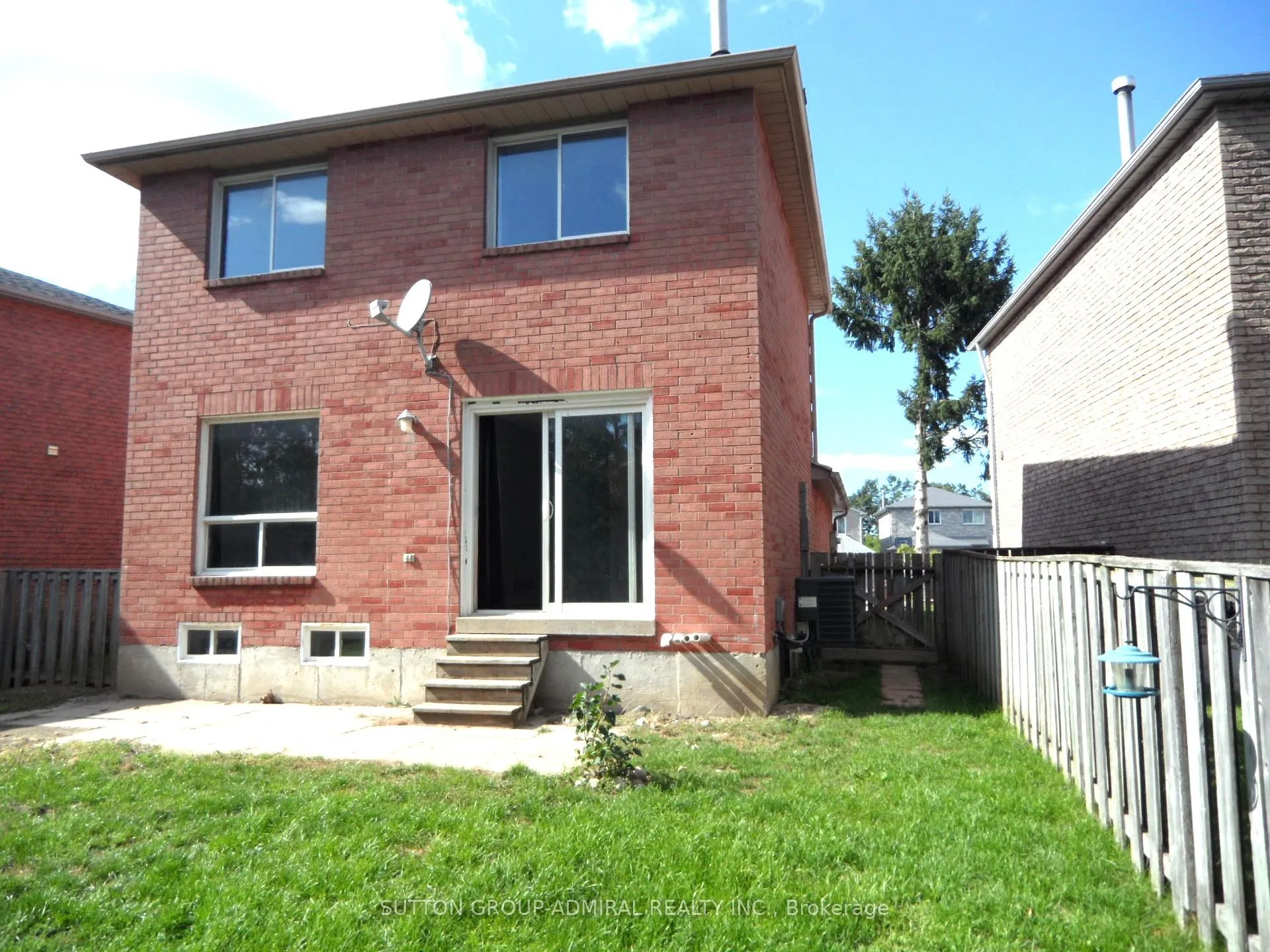Photo 37 of 65 Delaney Crescent, Barrie, Northwest — HOMEH