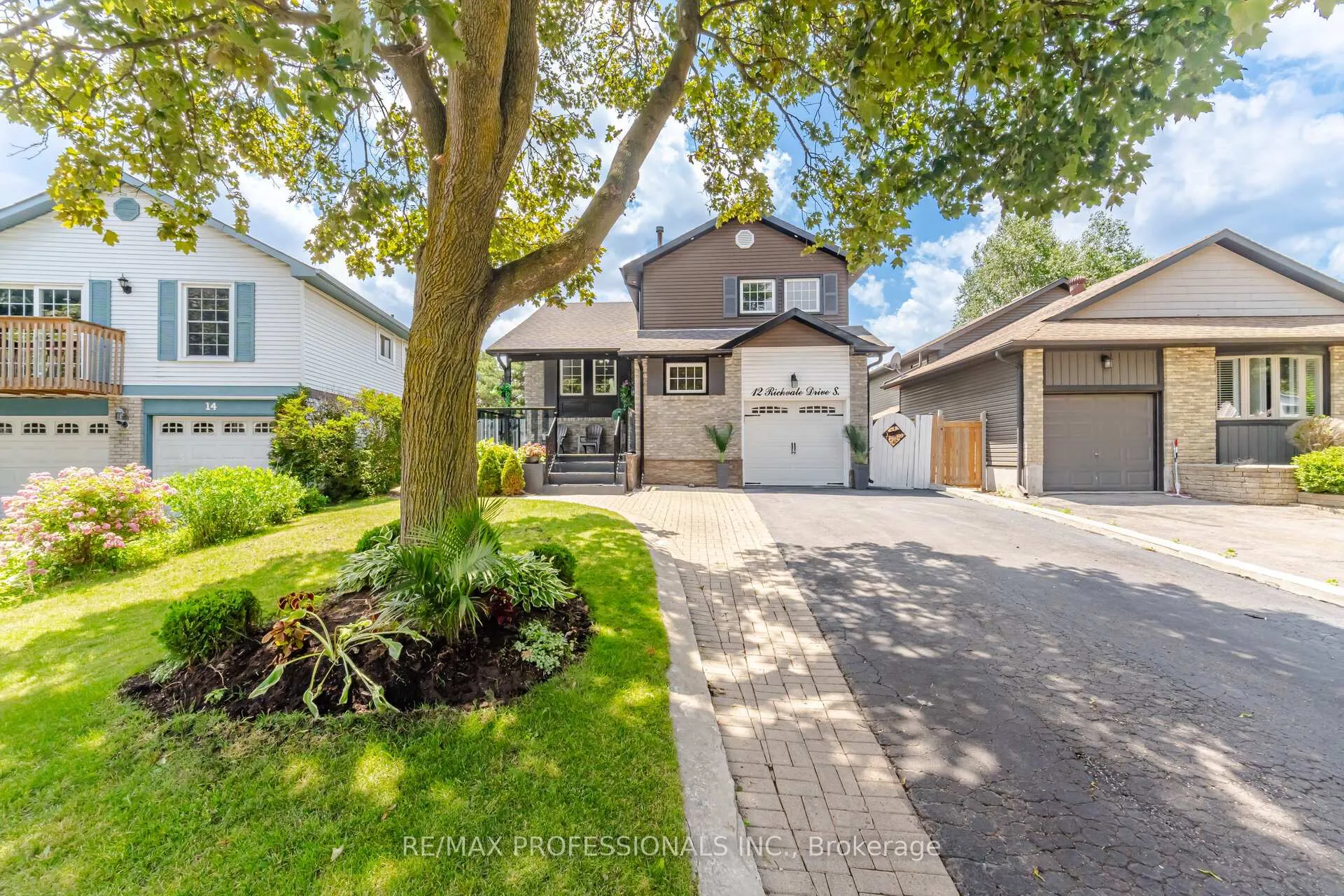 Photo 1 of 12 Richvale Drive S, Brampton, Heart Lake East — HOMEH