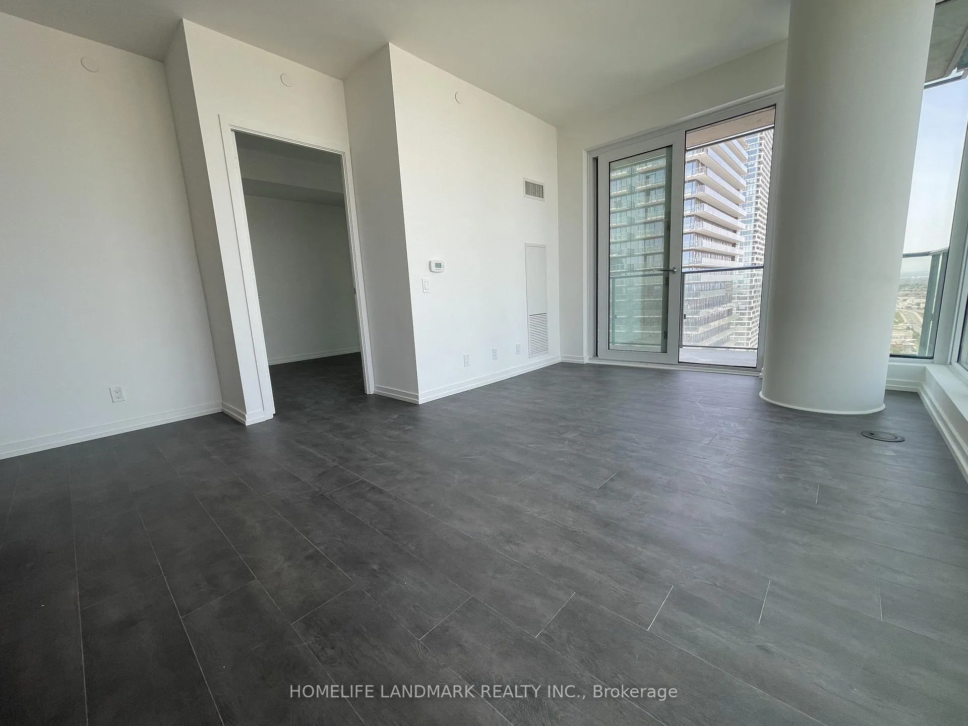 Photo 2 of 7890 Jane Street, Vaughan, Vaughan Corporate Centre — HOMEH