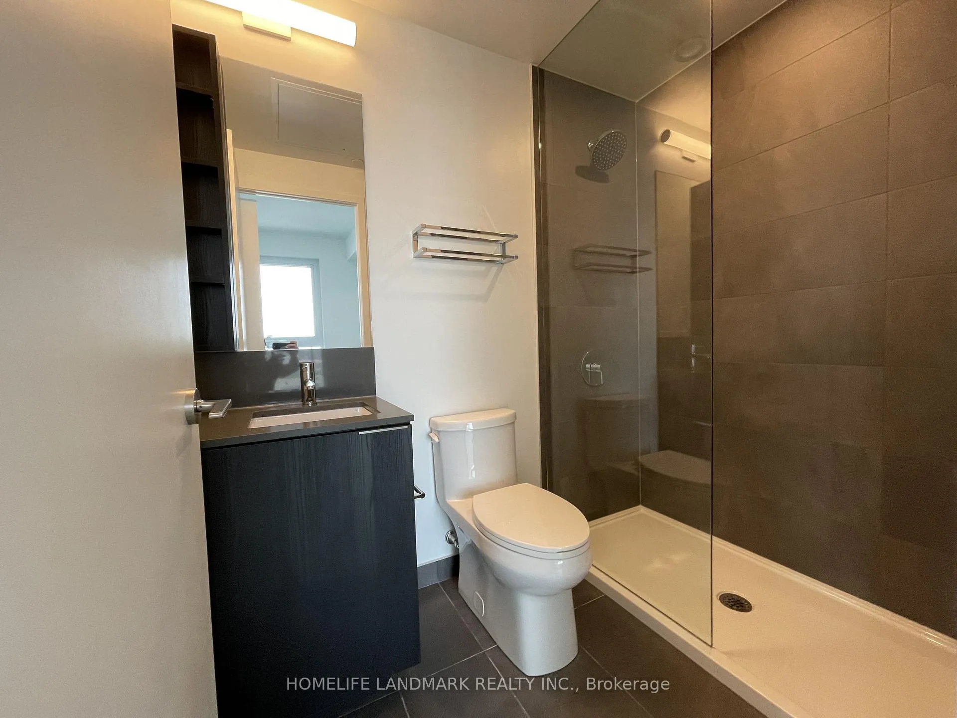 Photo 9 of 7890 Jane Street, Vaughan, Vaughan Corporate Centre — HOMEH